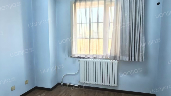 急售琉璃湖精装双拼别墅，精装修，价格美丽-卧室B