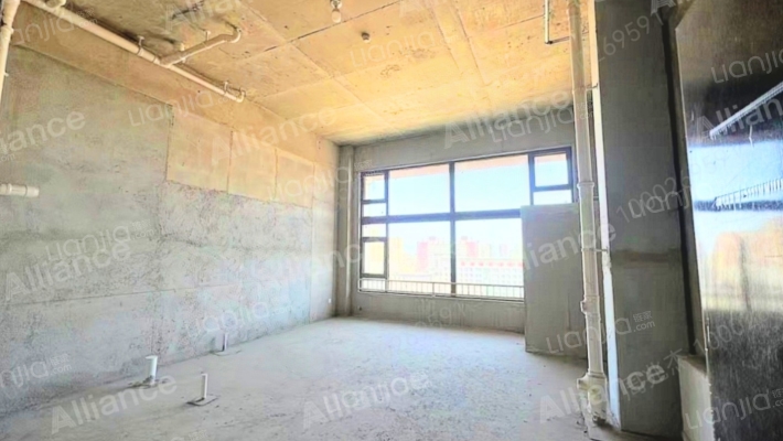 算式  买一层可得两层  得房率高  带车位-卧室