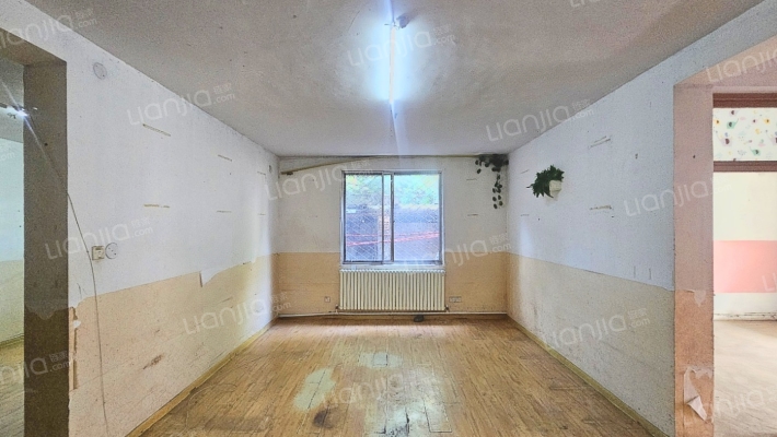 物华公司宿舍二手房实景图