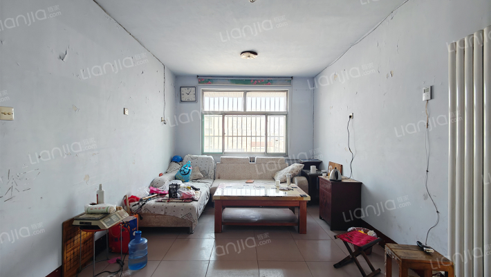 东岳小区二手房实景图