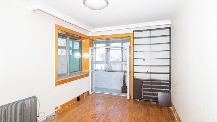 山上街小区二手房实景图