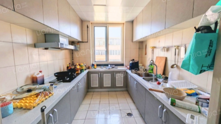 物探社区五越六阁楼，满五唯一，五居双卫，三卧朝阳-厨房