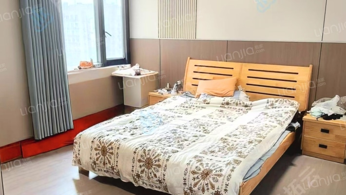 金发佳苑二手房实景图