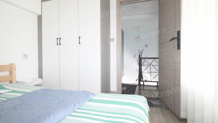福广金城 位置方便 精装修 拎包入住 楼上有两间卧室-卧室B