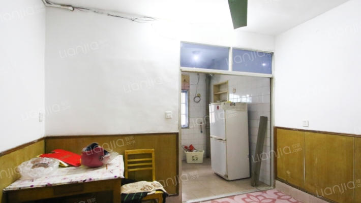 解放新村二手房实景图