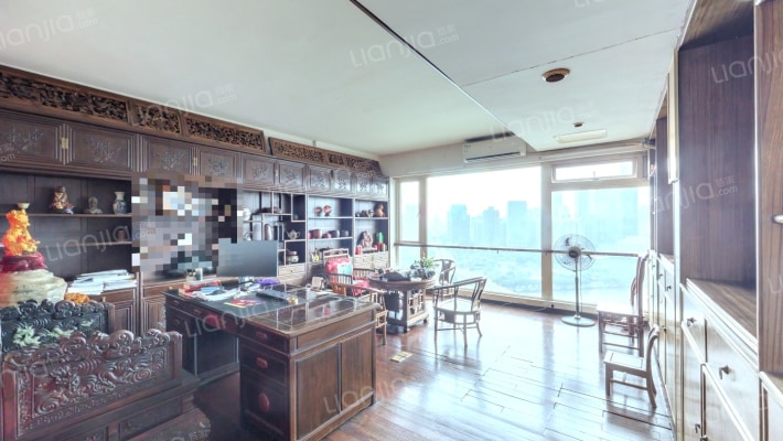 江畔华庭二手房实景图