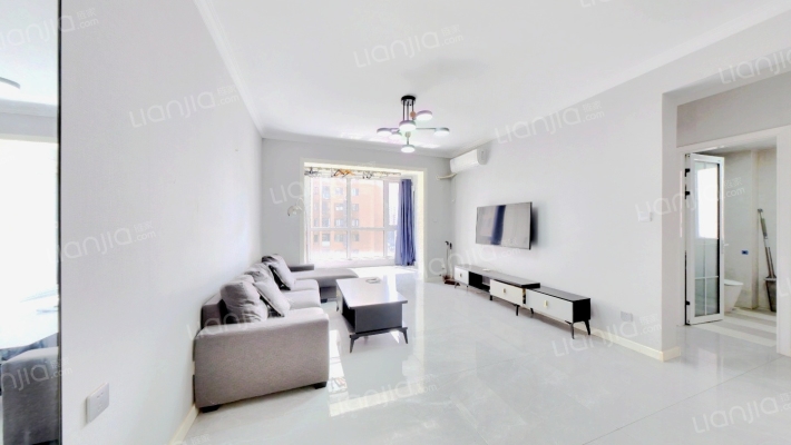 金岸红堡 · 天著二手房实景图