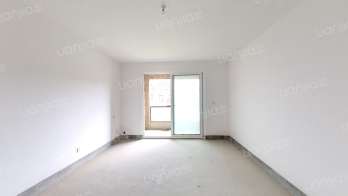 纳澜湾二手房实景图