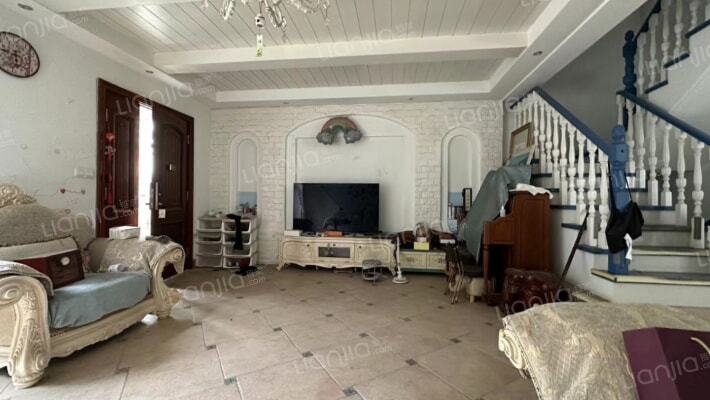 凤凰山中房园二手房实景图