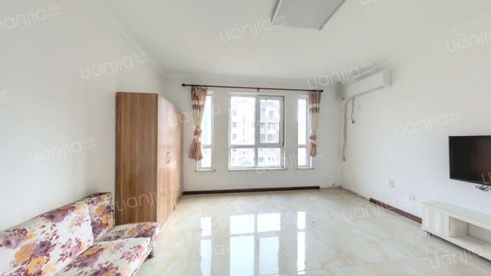 中海国际公园城镜湖苑二手房实景图