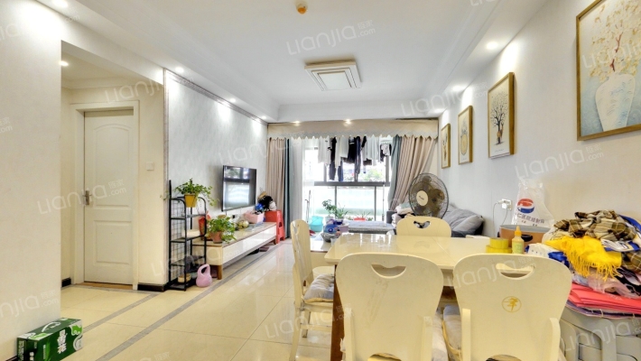 印力中心二手房实景图