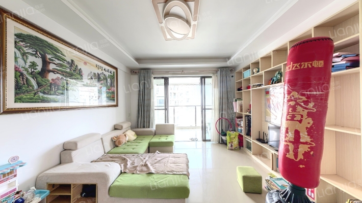 倚能美林湾南区二手房实景图