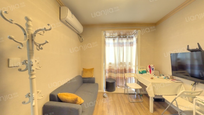 虹桥南村二手房实景图