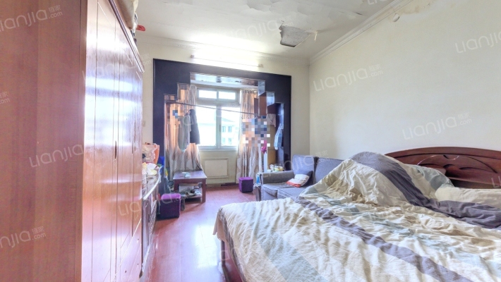 殷行路310弄二手房实景图