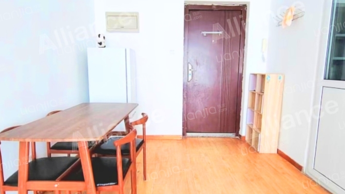 名流美域  全南两居  满二   诚意出售-餐厅