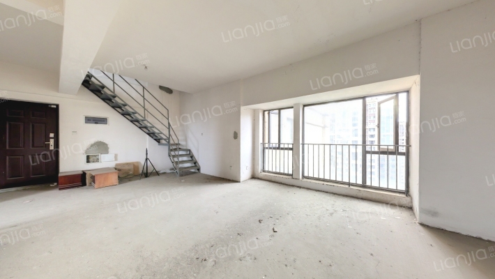 保利百合花园二手房实景图