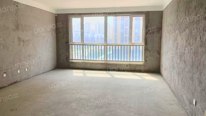 美澳嘉苑二手房实景图