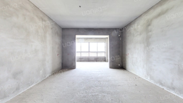 恒森亲水台二手房实景图