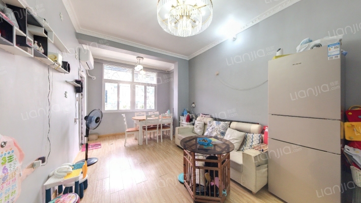 宁宝社区二手房实景图