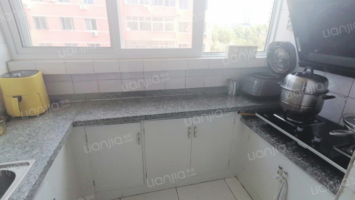 此房满五唯一 税费低  交通便利-厨房