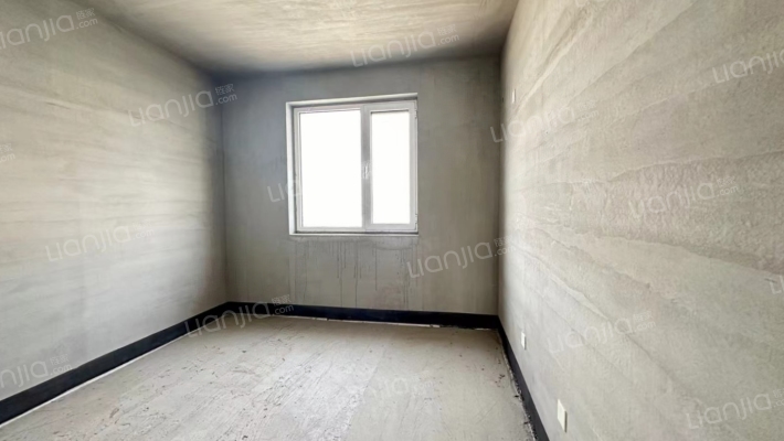 好楼层，采光好，全天都能进光，小区楼间距长，绿化高-卧室B