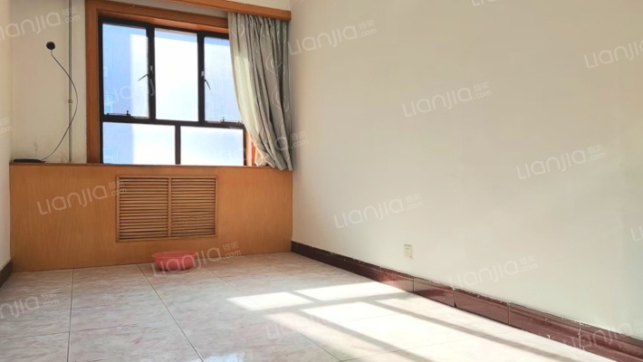 建厂局的家属院 范阳路 小三居-卧室B