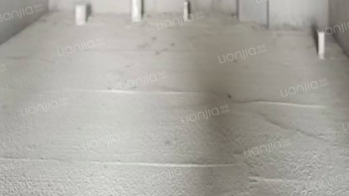 高新区一中旁边，图书馆，航站楼旁-卧室