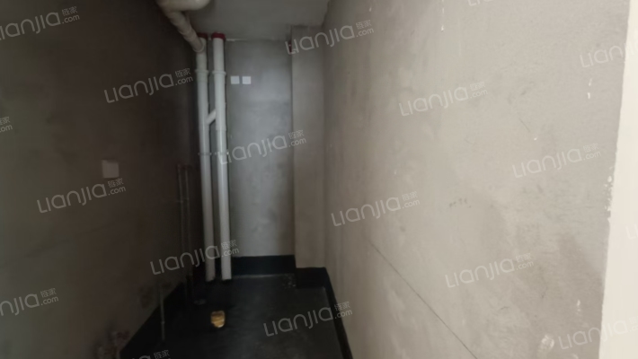 好楼层好位置，全阳户型大两居室。视线采光，都很好。-卫生间