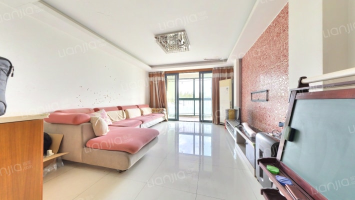 顺驰蓝湾二手房实景图