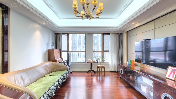 东海臻轩二手房实景图