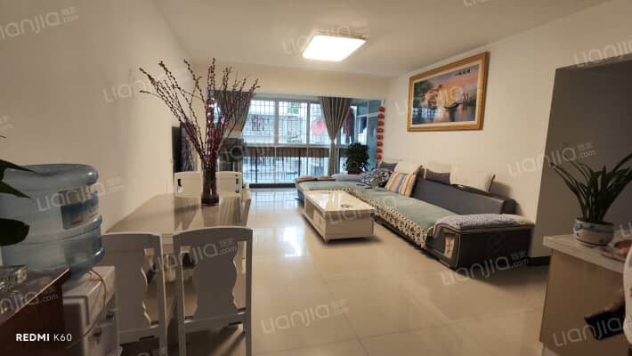 柏宇•涵雅居二手房实景图