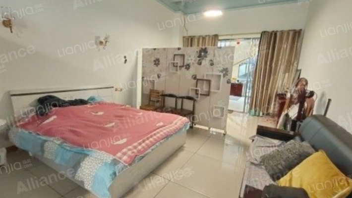 佳兴路82号二手房实景图