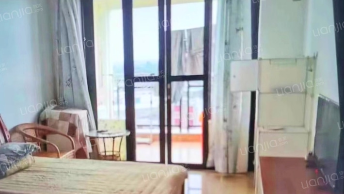 珍珠湾风情小镇二手房实景图