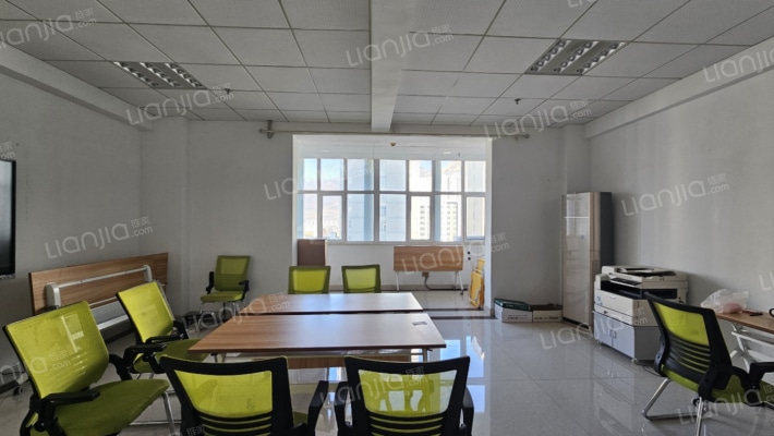 国山中心二手房实景图