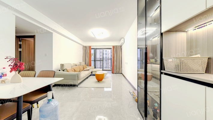 万科中骏金域西江二手房实景图