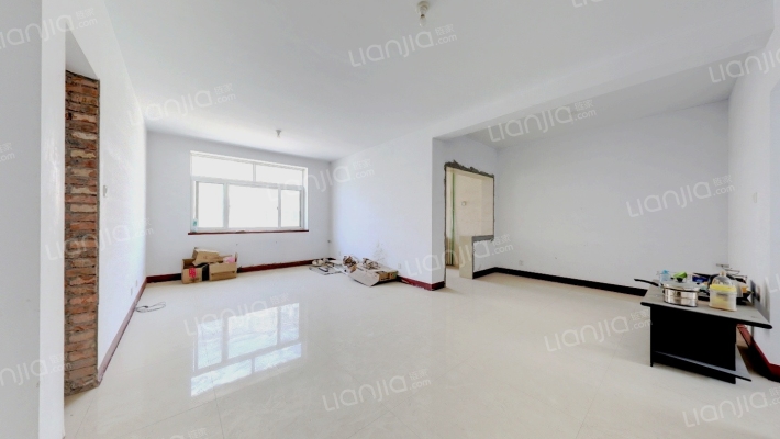 华都金马小区二手房实景图