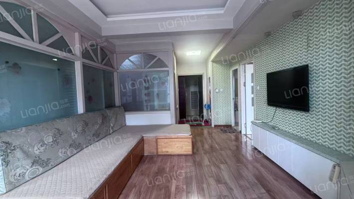 佳地花园二手房实景图