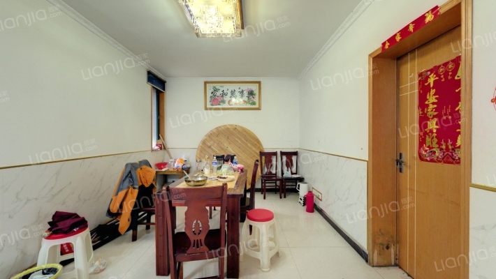 临湖雅苑二手房实景图