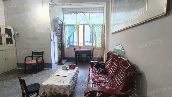 十八坡小区二手房实景图