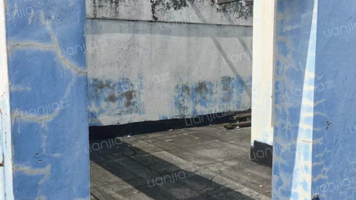 鼓楼新城 6室2厅 南 北-露台