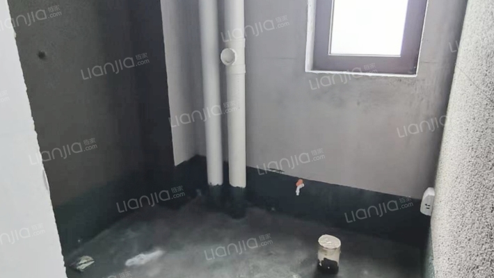 央企现房集中供暖小区环境好户型南北通透-卫生间