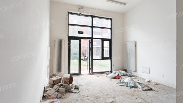 富力爱丁堡二手房实景图