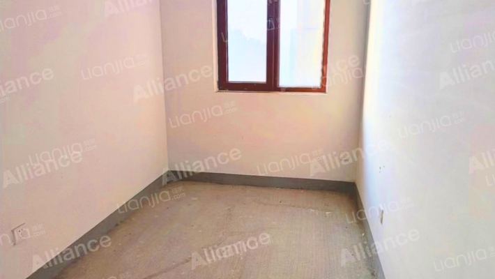 高铁新干线 不遮挡三居室  看房方便-卧室C