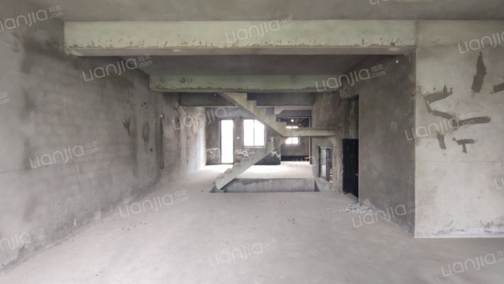 绿地翠谷三期二手房实景图