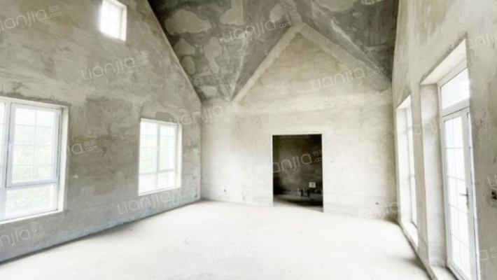 东高毛坯别墅 花园里的别墅区 业主急售-餐厅