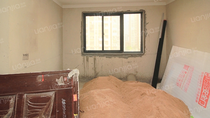 红日公寓二手房实景图