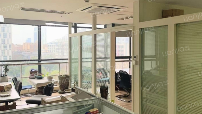 华鸿大厦二手房实景图