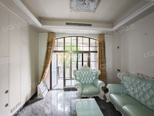 整租·国际家纺城绣墅 5室3厅 南