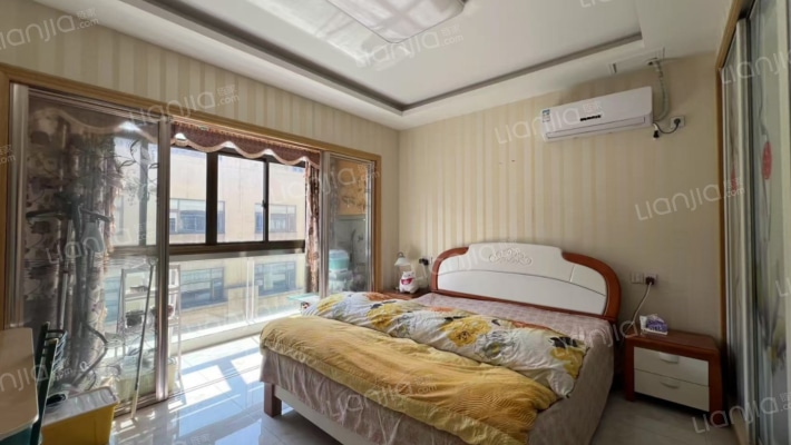 英冠天地二手房实景图