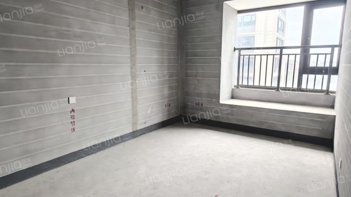 建投群英一区二手房实景图